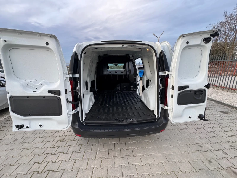 Renault Express 2024г-1.5DCI-32.000kм, снимка 15 - Автомобили и джипове - 53539477