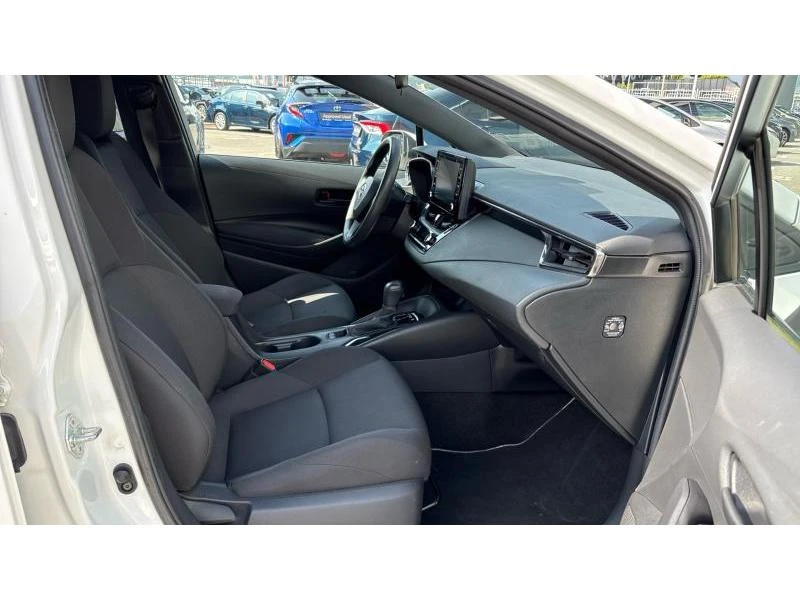 Toyota Corolla HB 1.8HSD COMFORT, снимка 6 - Автомобили и джипове - 55652725