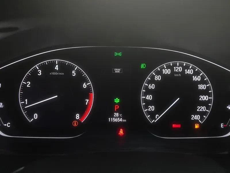 Honda Accord 1.5T 10TH GEN, снимка 8 - Автомобили и джипове - 55783497