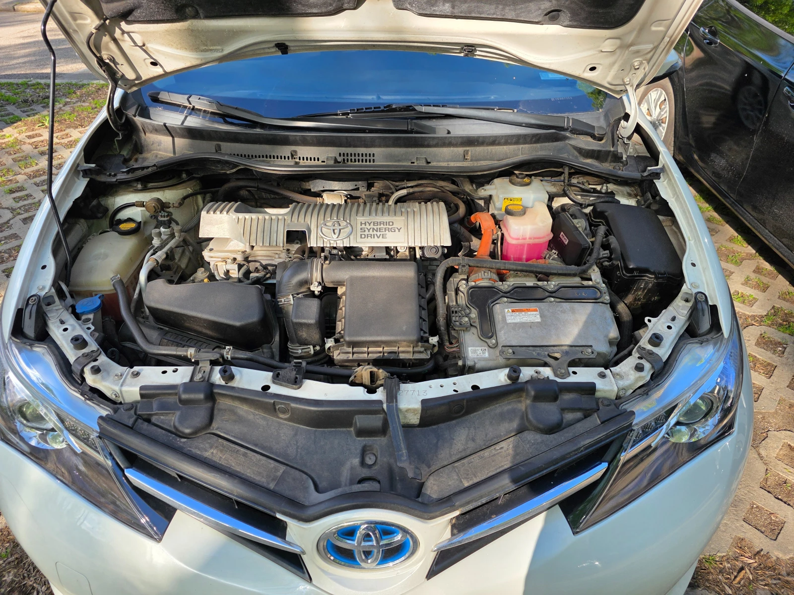 Toyota Auris  - изображение 5