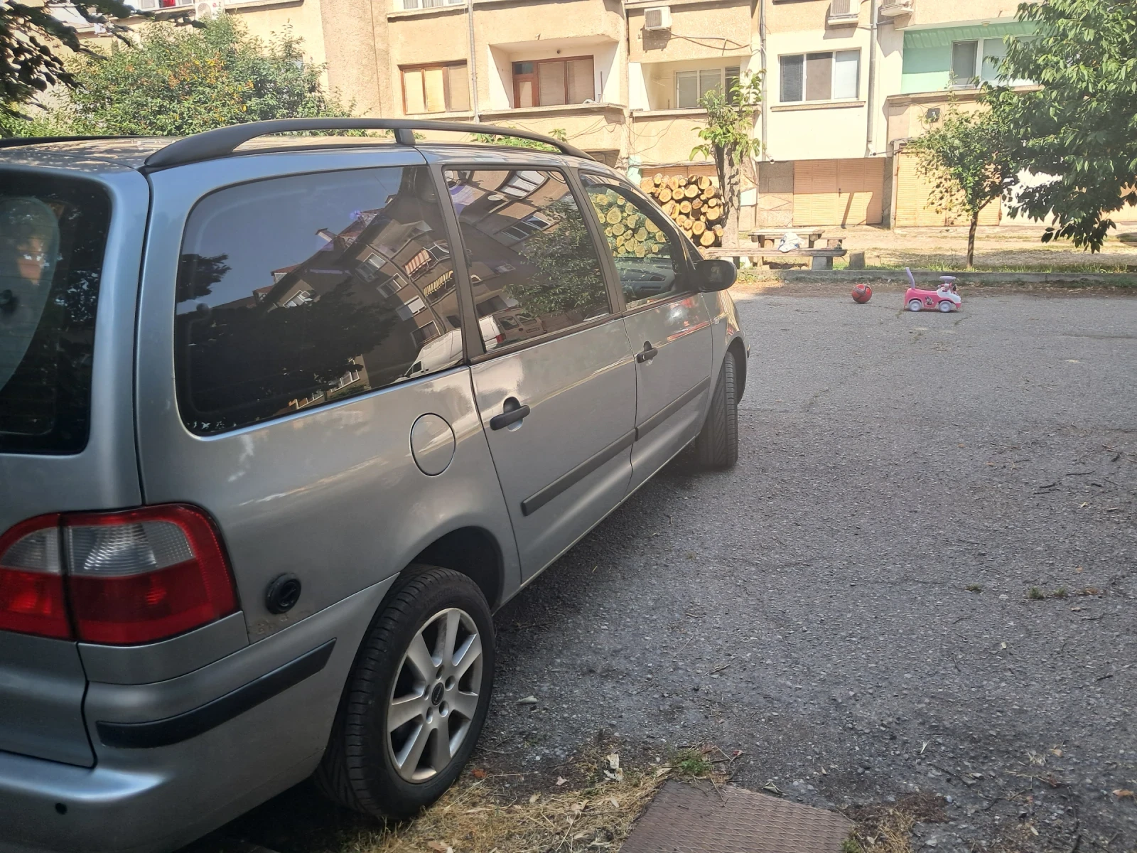 Ford Galaxy 2.0 бензин.газ - изображение 2