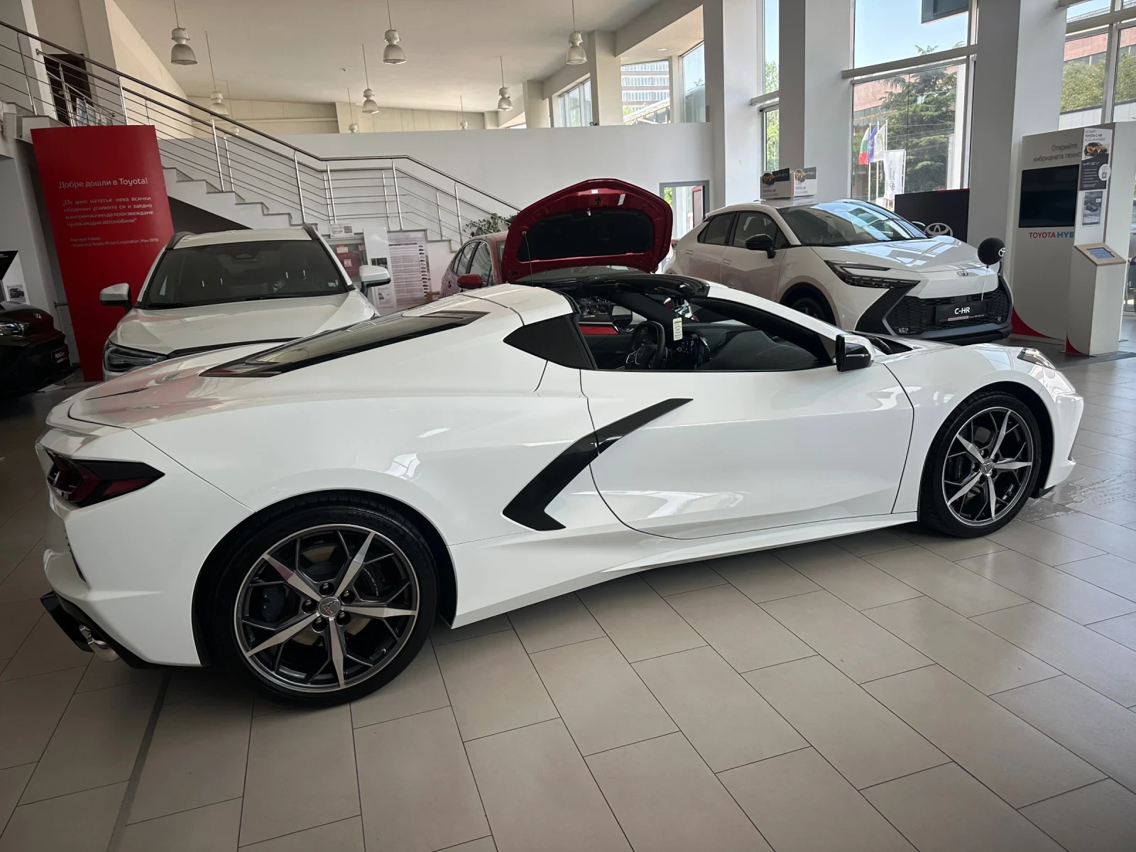 Chevrolet Corvette C8* Stingray - изображение 7