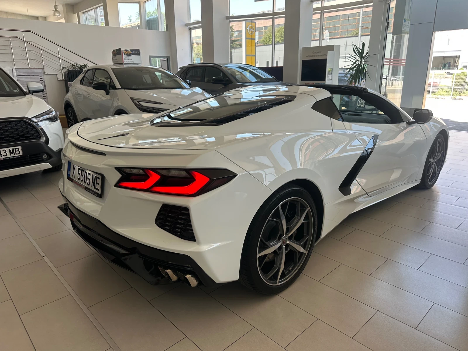 Chevrolet Corvette C8* Stingray - изображение 6