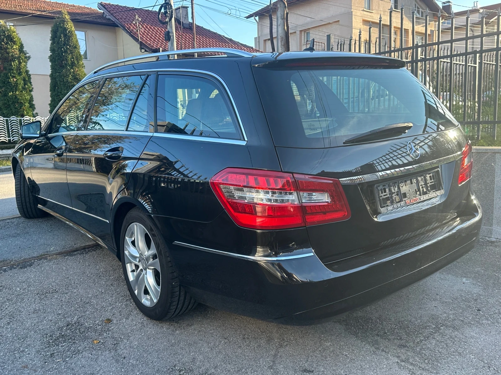 Mercedes-Benz E 250 CDI-204к.с-AVANGARD-NAVI-LED-AUTOMAT-PDC-KOЖА-EUR5 - изображение 4
