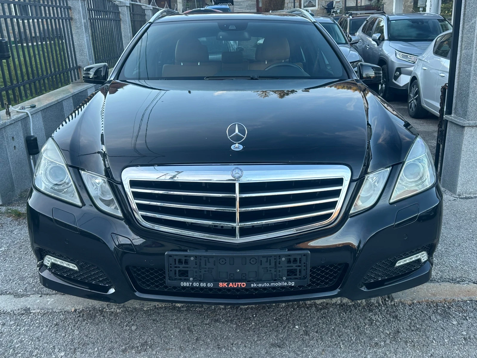 Mercedes-Benz E 250 CDI-204к.с-AVANGARD-NAVI-LED-AUTOMAT-PDC-KOЖА-EUR5 - изображение 2