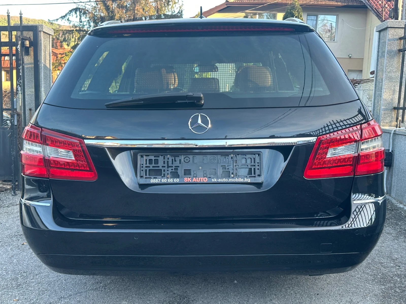 Mercedes-Benz E 250 CDI-204к.с-AVANGARD-NAVI-LED-AUTOMAT-PDC-KOЖА-EUR5 - изображение 5