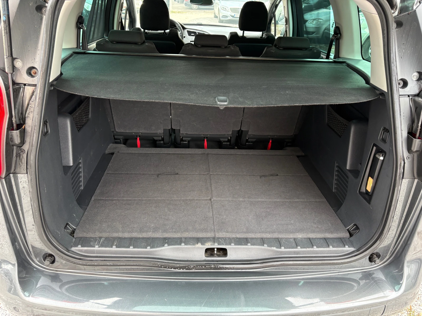 Peugeot 5008 1.6i/140. | Mobile.bg   14