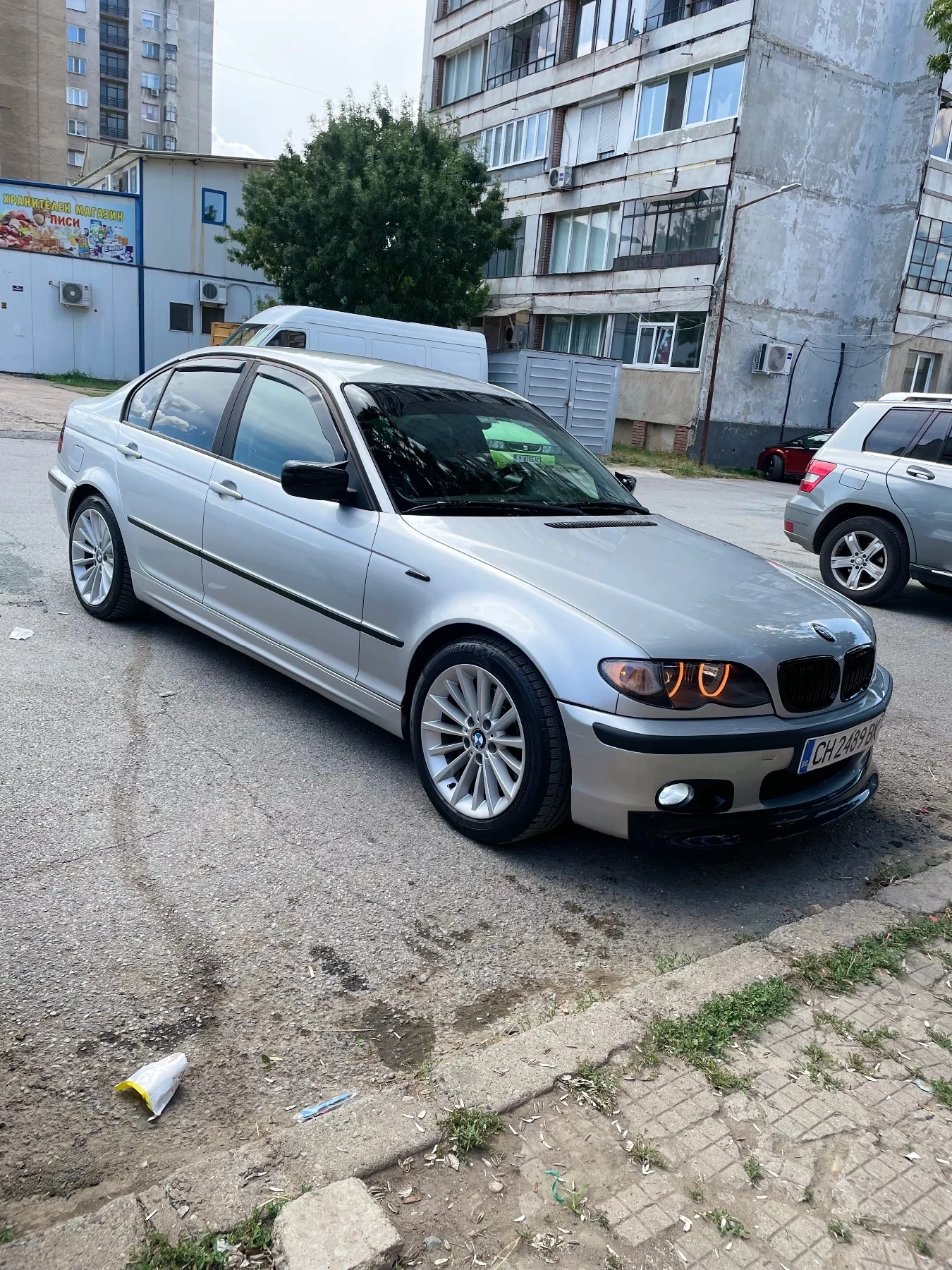 BMW 320  - изображение 8