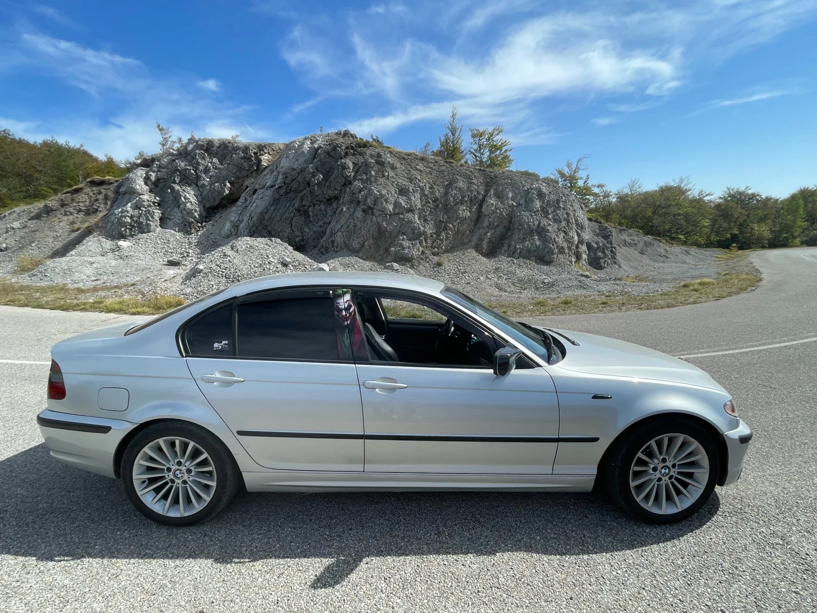 BMW 320  - изображение 5