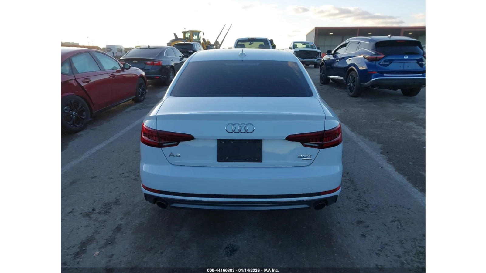 Audi A4 * KEYLESS* КОЖА* ПОДГРЕВ* ПАРКТРОНИК* НАВИ*  - изображение 6