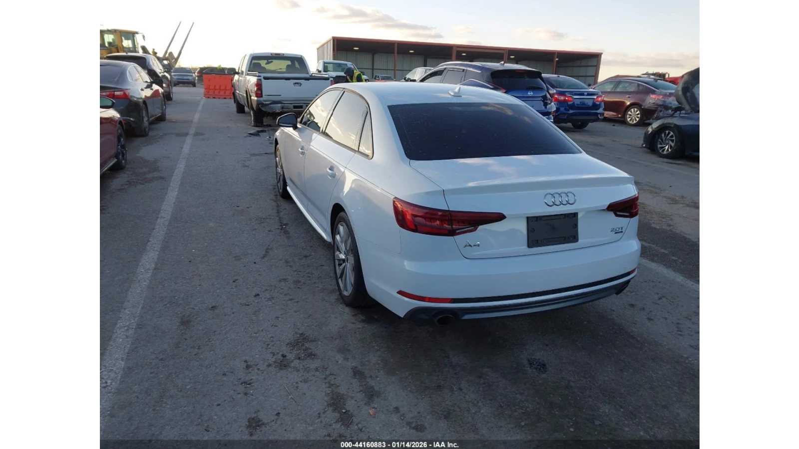 Audi A4 * KEYLESS* КОЖА* ПОДГРЕВ* ПАРКТРОНИК* НАВИ*  - изображение 9