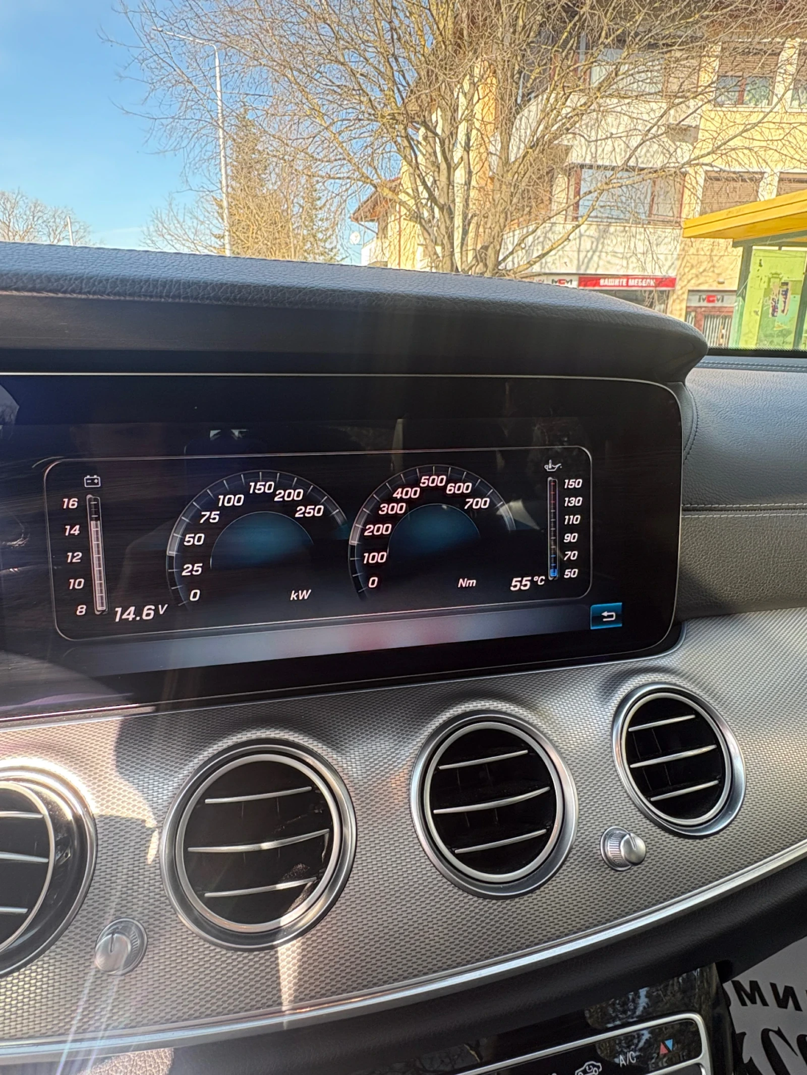 Mercedes-Benz E 350 Продавам Mercedes-Benz E 350d 4MATIC AMG пакет, , снимка 13 - Автомобили и джипове - 53972905