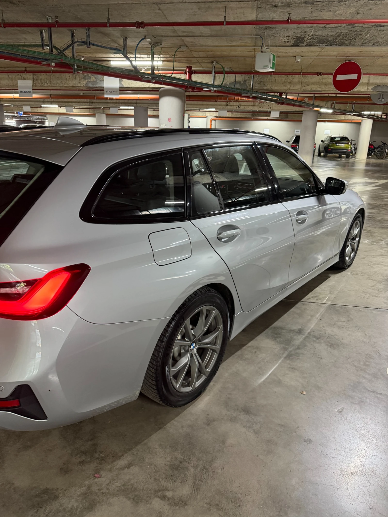 BMW 330 Sport Line, снимка 6 - Автомобили и джипове - 54966975