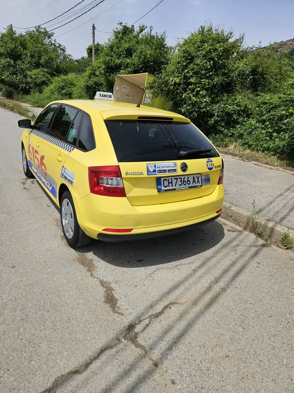 Skoda Rapid 1.6 TDI, снимка 8 - Автомобили и джипове - 54093637