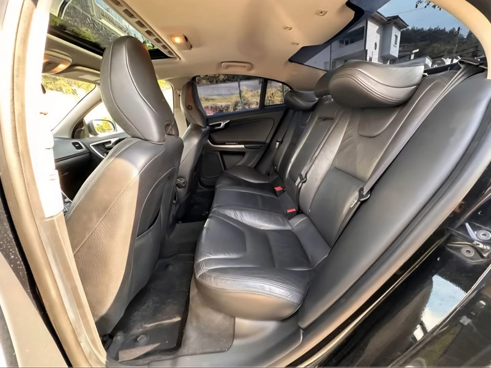 Volvo S60 T5, снимка 7 - Автомобили и джипове - 54179694