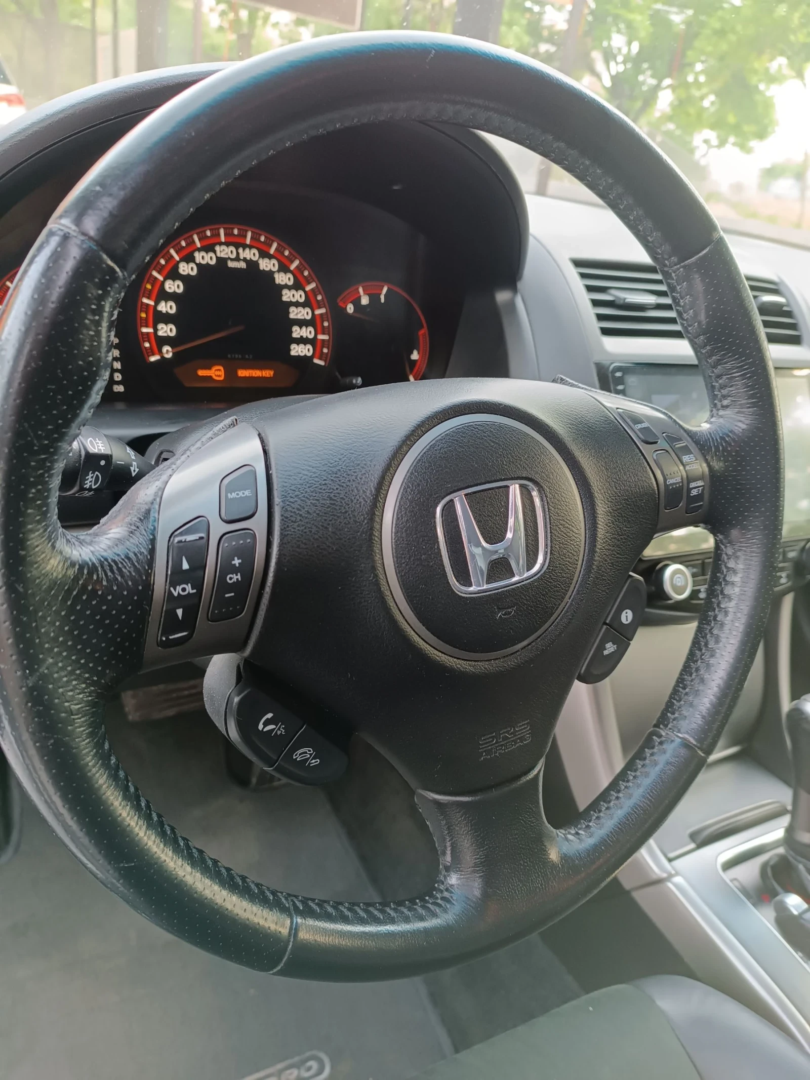 Honda Accord 2.4I-VTEC type S , снимка 14 - Автомобили и джипове - 54372968
