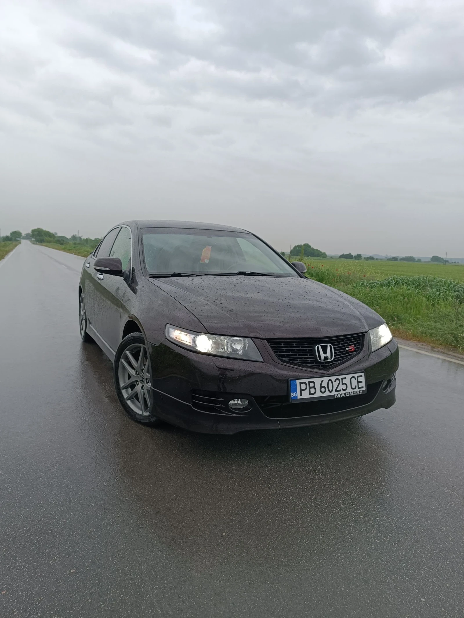 Honda Accord 2.4I-VTEC type S 