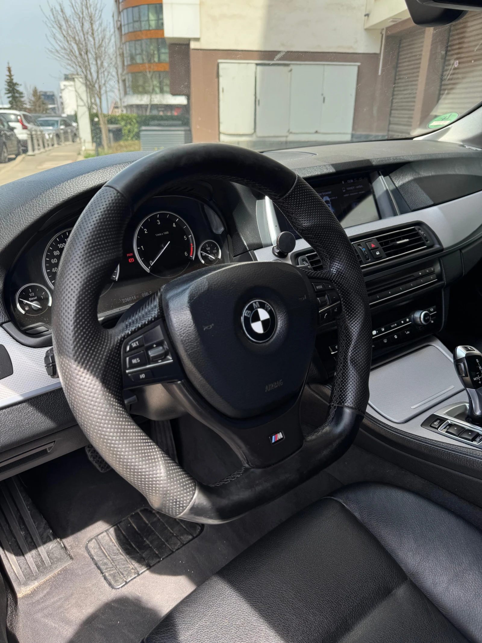 BMW 530 F10, снимка 10 - Автомобили и джипове - 54389291