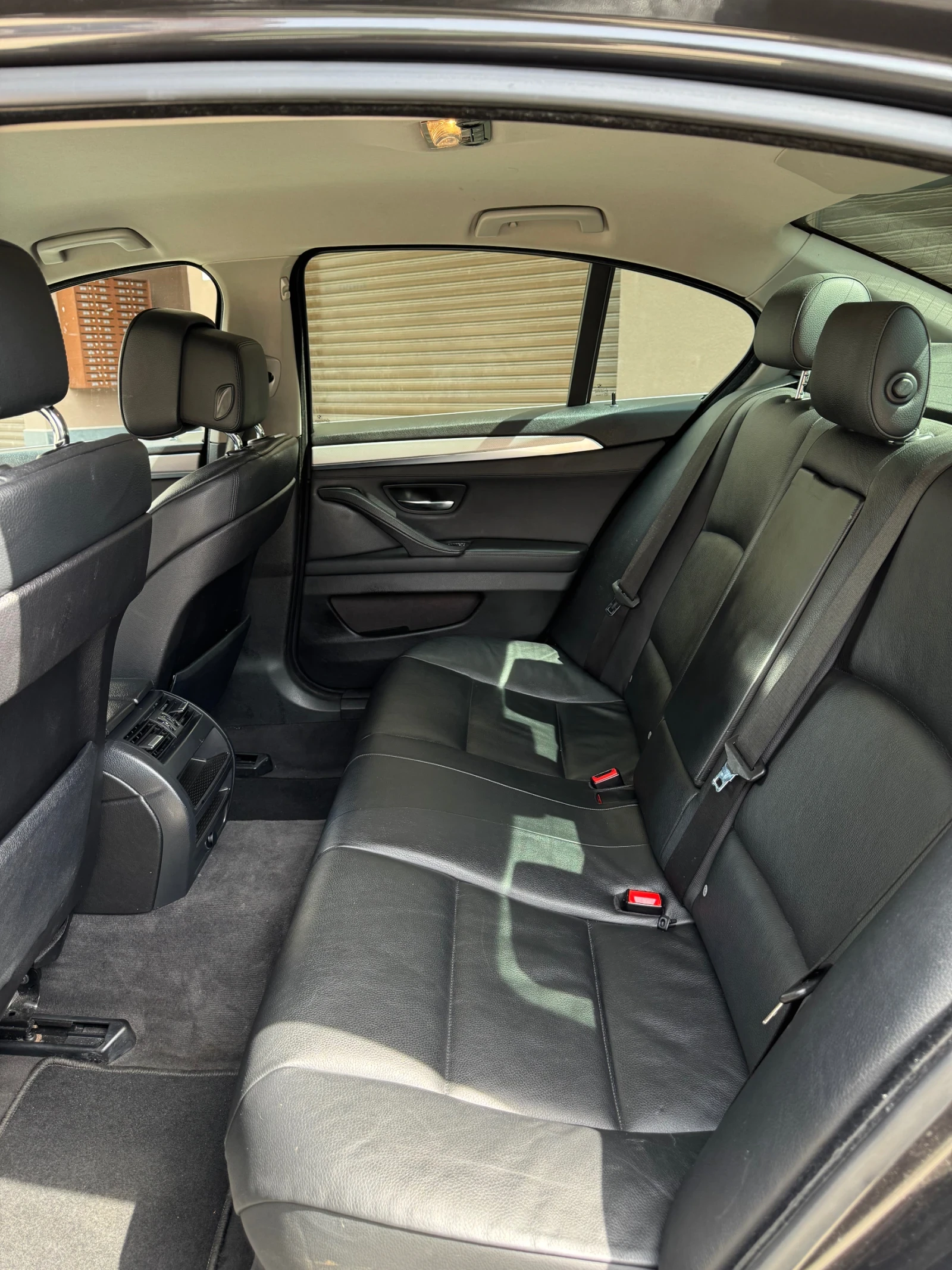 BMW 530 F10, снимка 14 - Автомобили и джипове - 54389291