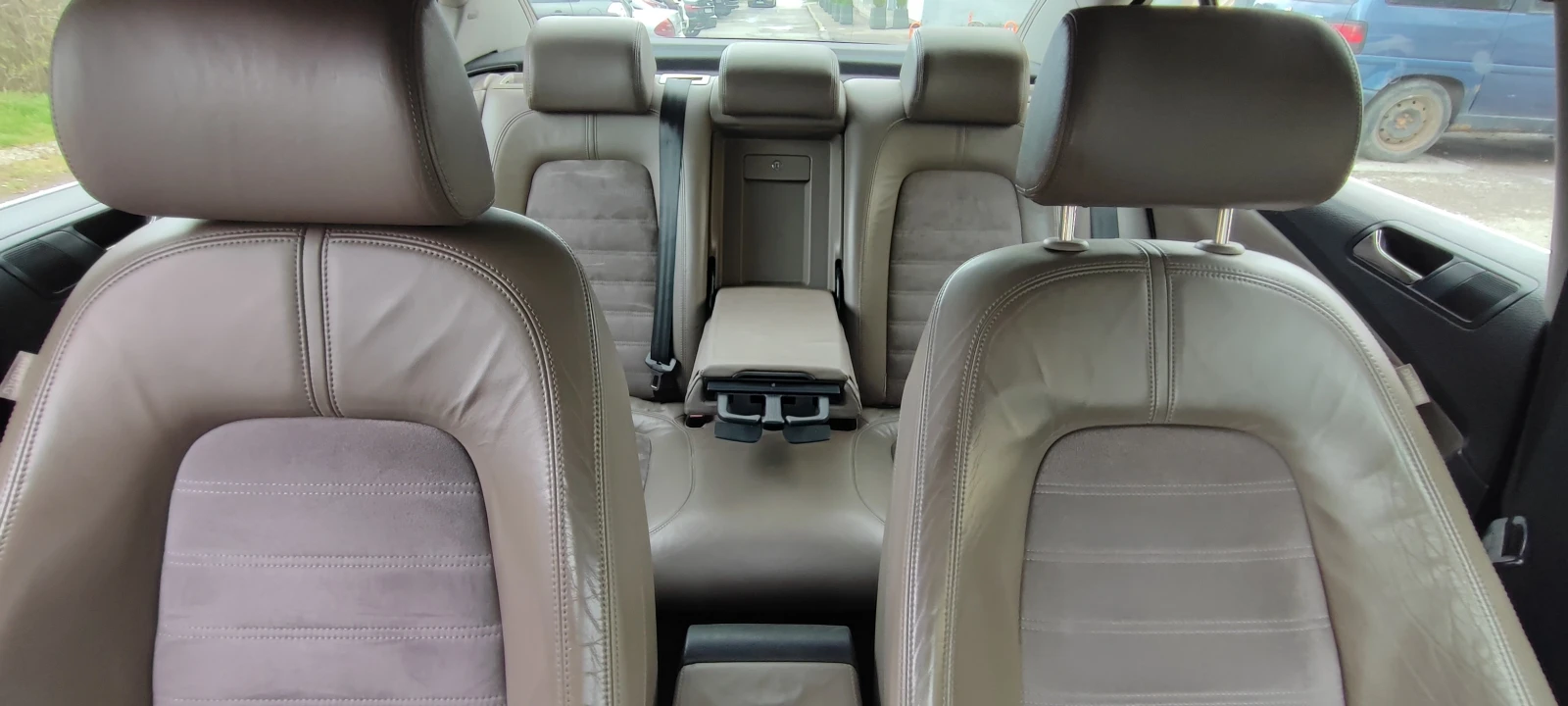 VW Passat B6 Highline, снимка 9 - Автомобили и джипове - 54528687