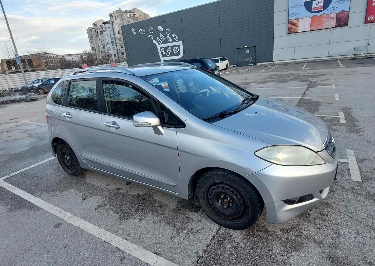 Honda Fr-v 2.2CDTI, снимка 6 - Автомобили и джипове - 54977465