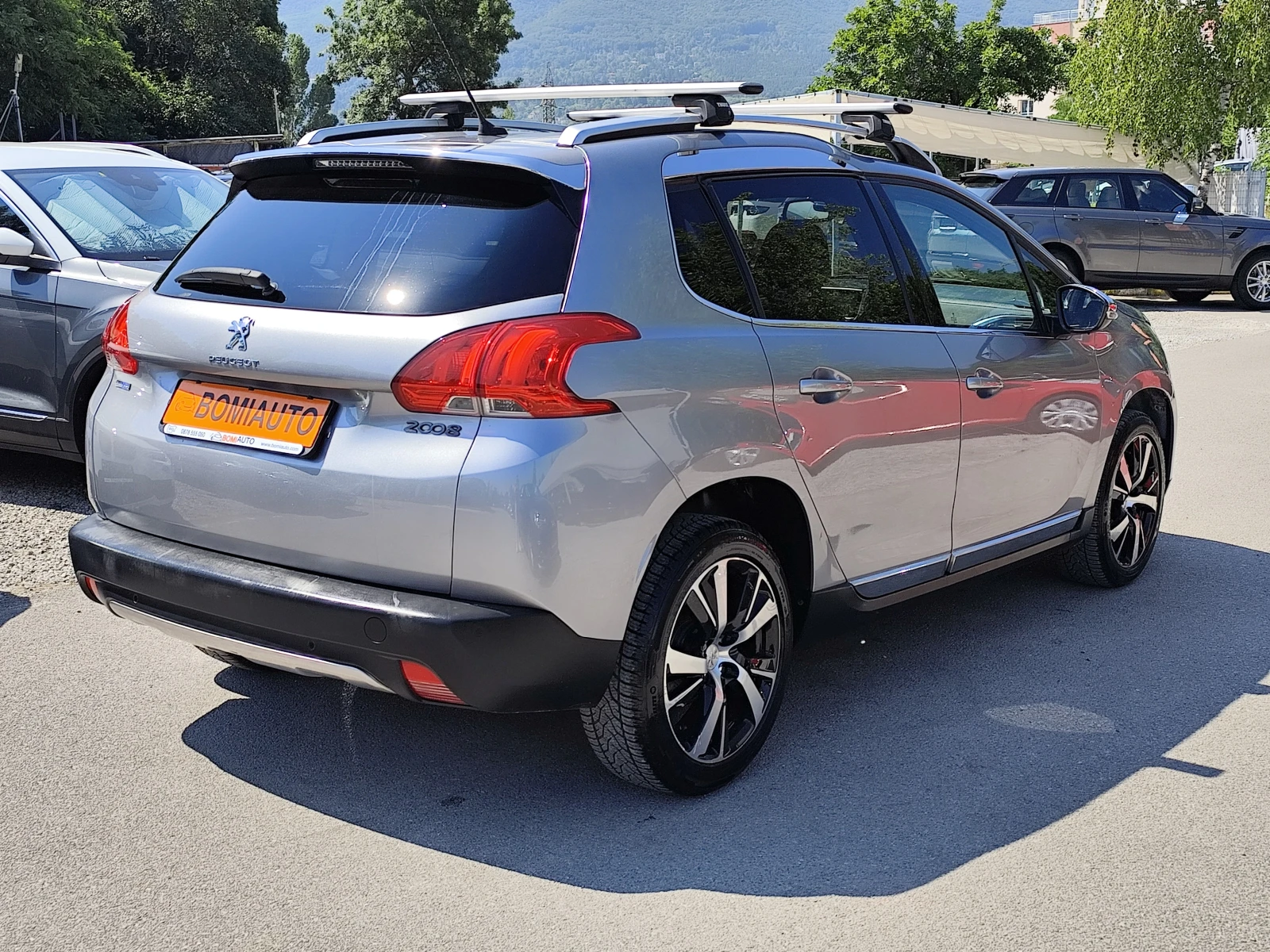 Peugeot 2008 1.6BLUEHDI* ALLURE* * LED* NAVI* EURO6B* , снимка 4 - Автомобили и джипове - 55056832