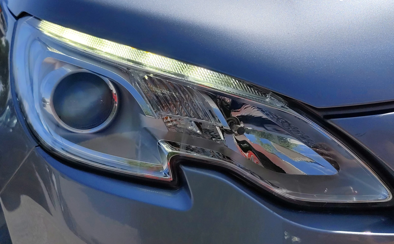 Peugeot 2008 1.6BLUEHDI* ALLURE* * LED* NAVI* EURO6B* , снимка 16 - Автомобили и джипове - 55056832
