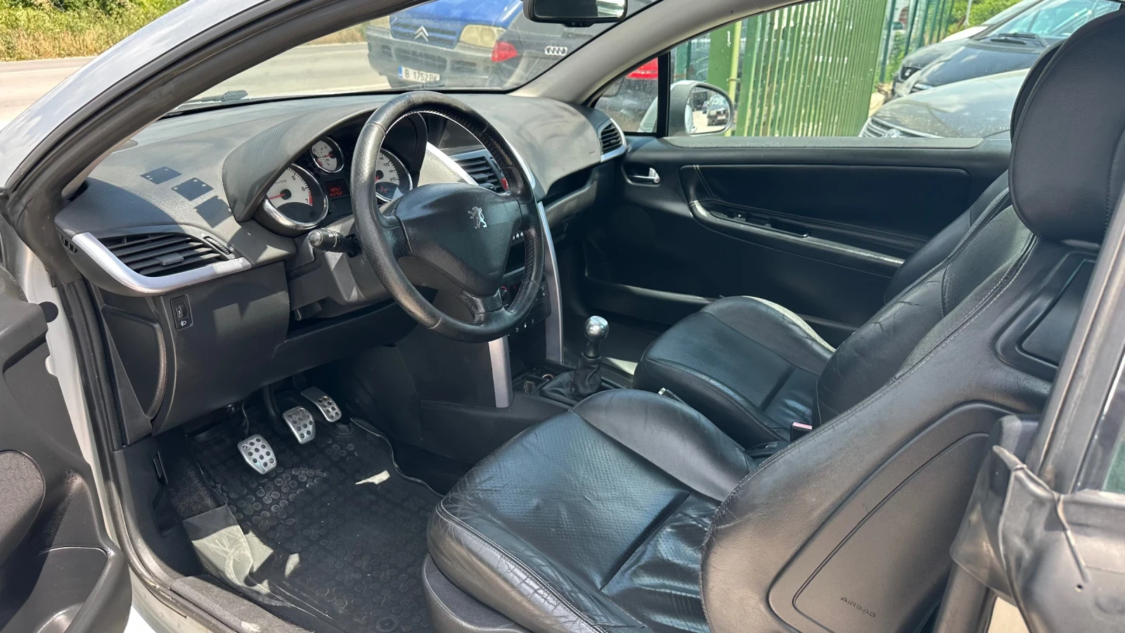 Peugeot 207 CC 1.6i БАРТЕР, снимка 7 - Автомобили и джипове - 55325276