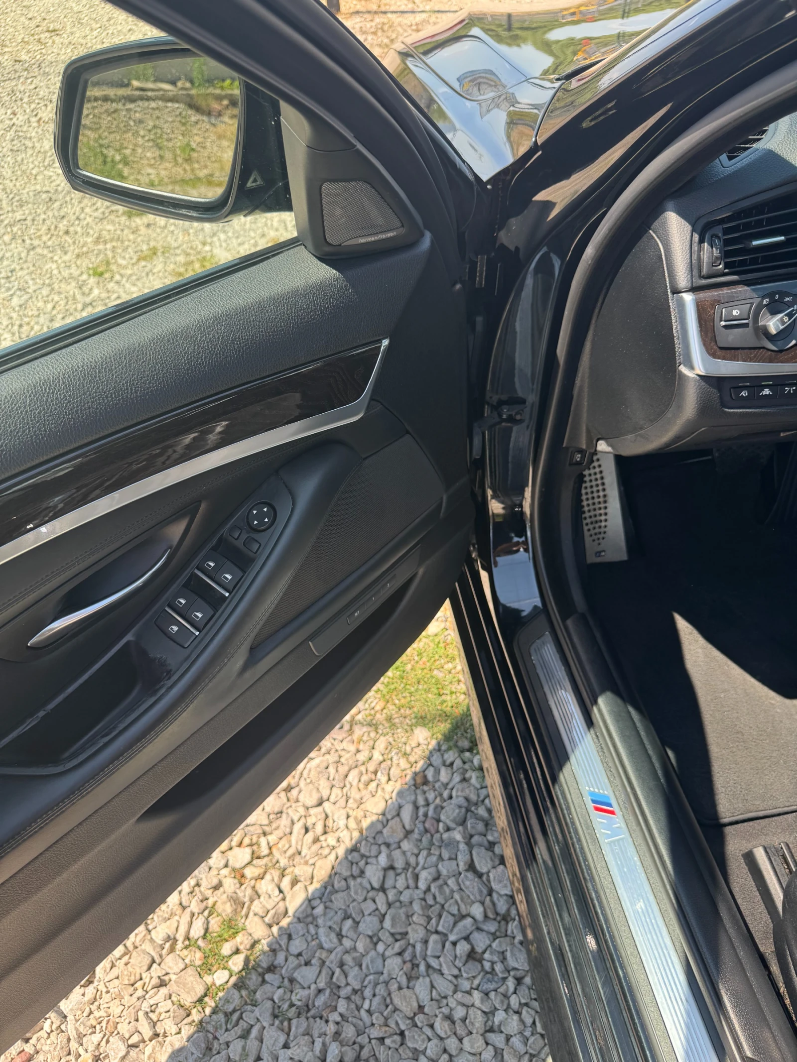 BMW 535 X-Drive* M-PACK* H&K, снимка 12 - Автомобили и джипове - 55527346