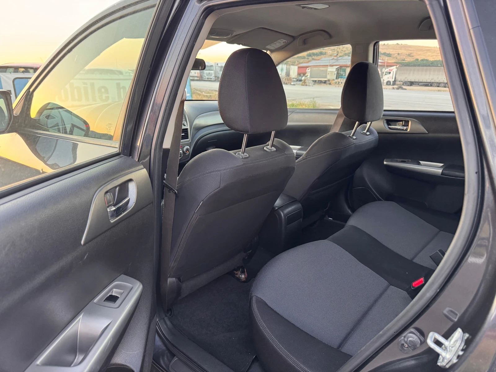 Subaru Impreza 2.0D, снимка 9 - Автомобили и джипове - 55630934