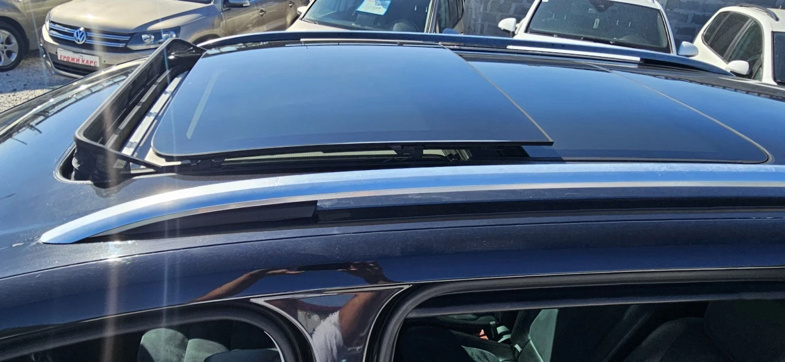 VW Sharan HIGHLINE* NAVI* LED* XENON , снимка 16 - Автомобили и джипове - 55975629