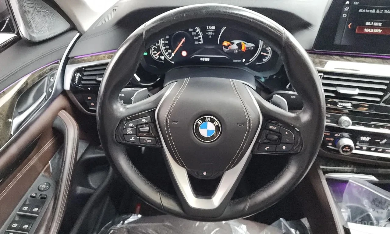 BMW 540 xDrive Luxury Plus /ОБДУХВАНЕ/360/ДИСТРОНИК, снимка 13 - Автомобили и джипове - 56107604