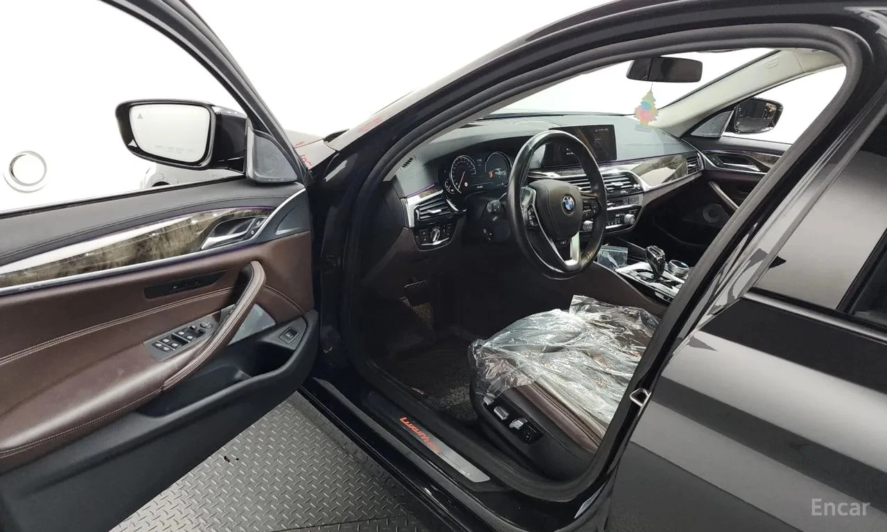 BMW 540 xDrive Luxury Plus /ОБДУХВАНЕ/360/ДИСТРОНИК, снимка 10 - Автомобили и джипове - 56107604