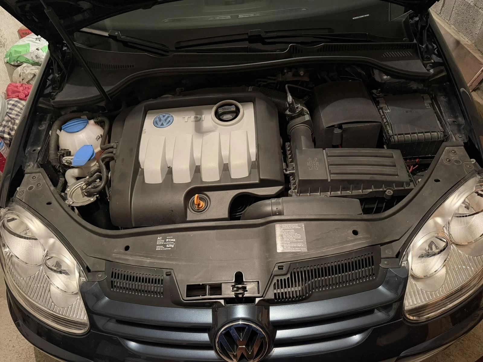 VW Golf 5, снимка 7 - Автомобили и джипове - 56132588
