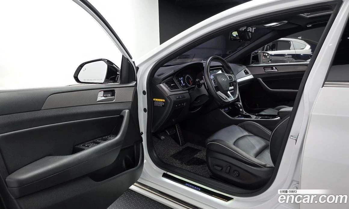 Hyundai Sonata 2.0 Turbo Smart, снимка 10 - Автомобили и джипове - 56155352