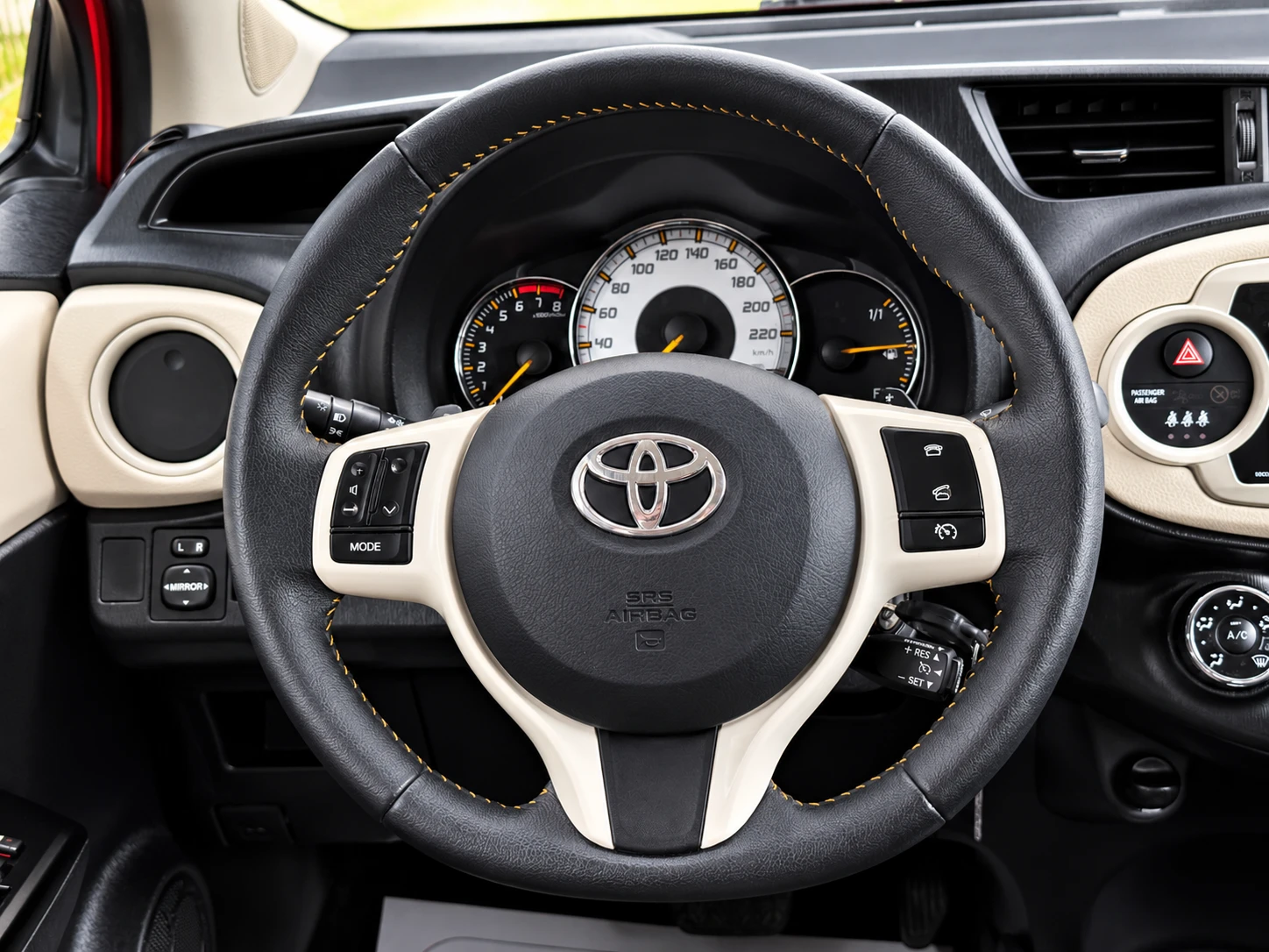 Toyota Yaris 1.33 Dual VVT-i TREND AUTOMATIC, снимка 13 - Автомобили и джипове - 56226510