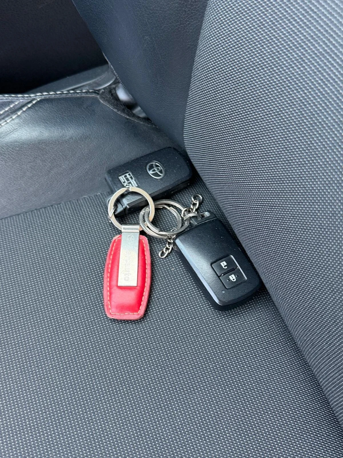 Toyota Yaris ��������* ����* ������* LED* NAVI* 1.5 Hybrid 101h | Mobile.bg � ����������� 8
