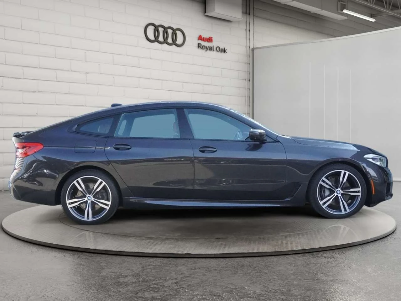 BMW 640 640i xDrive Gran Turismo | Clean CarFax | Low Kms | Mobile.bg � ����������� 5
