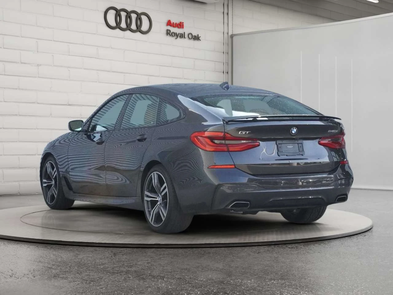 BMW 640 640i xDrive Gran Turismo | Clean CarFax | Low Kms | Mobile.bg � ����������� 6