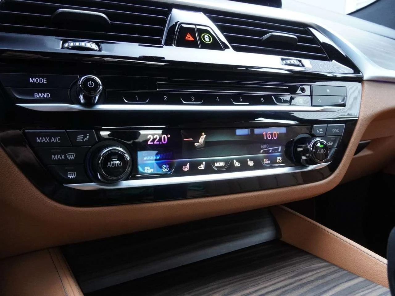 BMW 640 640i xDrive Gran Turismo | Clean CarFax | Low Kms | Mobile.bg � ����������� 17