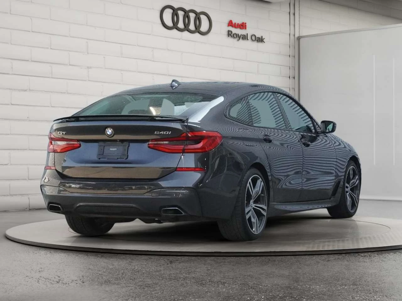 BMW 640 640i xDrive Gran Turismo | Clean CarFax | Low Kms | Mobile.bg � ����������� 8