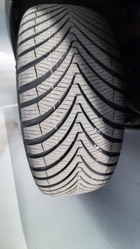 Hyundai IX35 - 9000 € / 17602.47 лв. - 24450241 15