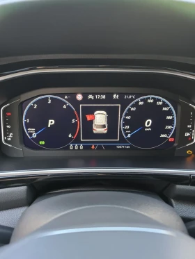 VW T-Roc 4MOTION - 32000 € / 62586.56 лв. - 84310117 8