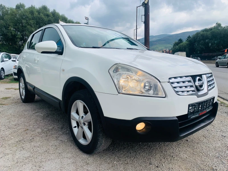 Nissan Qashqai 1.6 i, снимка 3 - Автомобили и джипове - 47106237