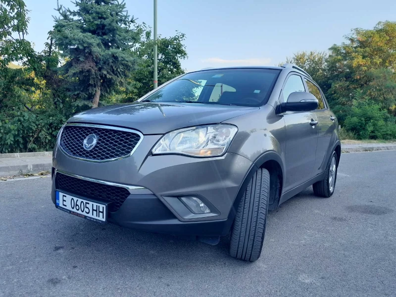 SsangYong Korando 2.0, снимка 2 - Автомобили и джипове - 47555900