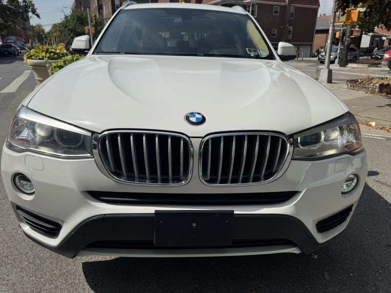 BMW X3 xDrive28i* Head Up* Panorama* Navi* Parking Camera, снимка 2 - Автомобили и джипове - 47664067