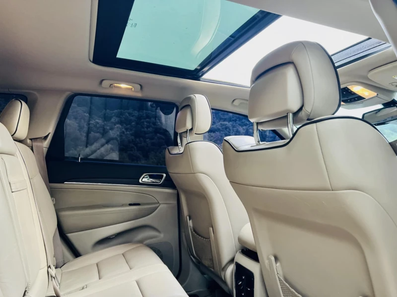 Jeep Grand cherokee Overland 5.7, снимка 8 - Автомобили и джипове - 51057487