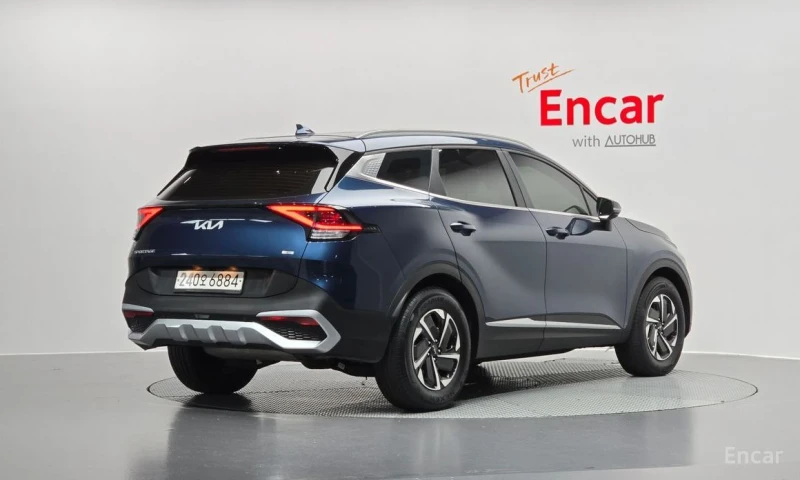 Kia Sportage, снимка 2 - Автомобили и джипове - 52926737