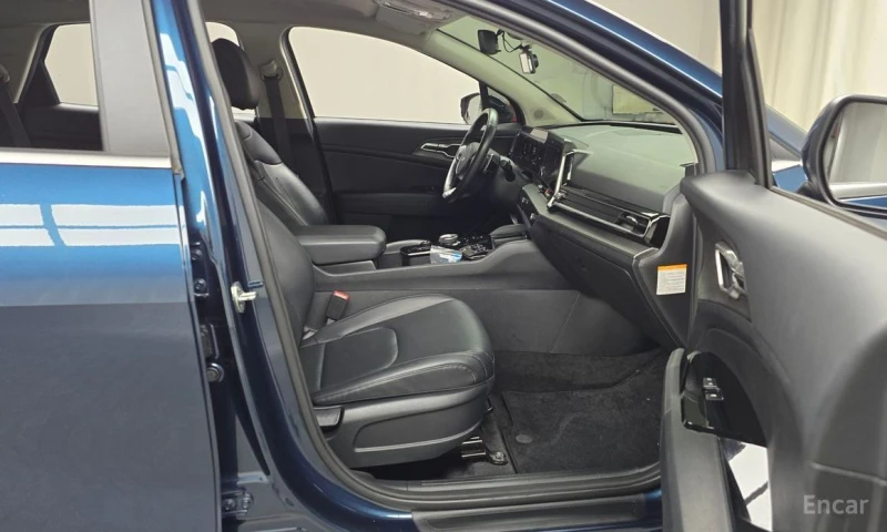 Kia Sportage, снимка 11 - Автомобили и джипове - 52926737