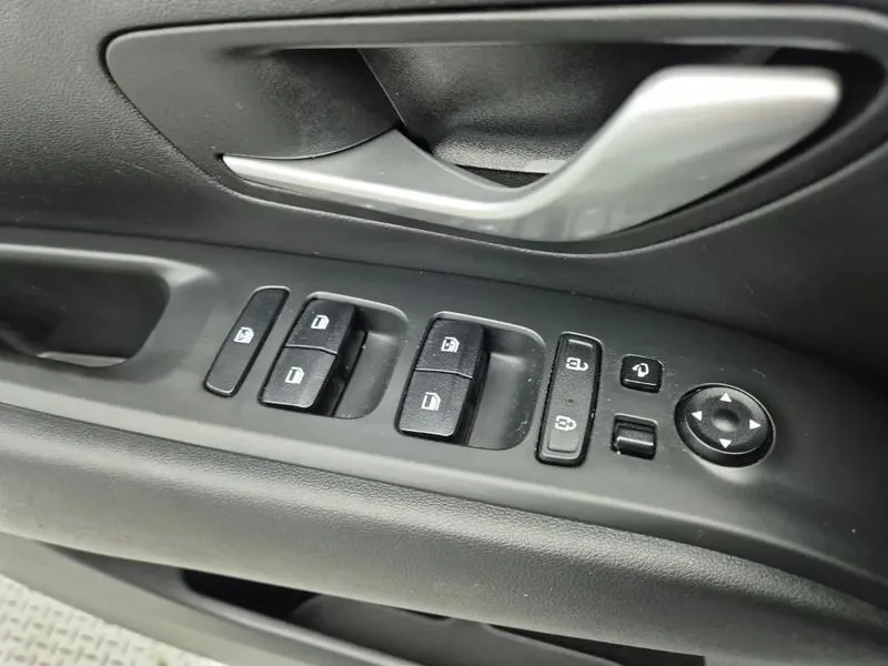 Hyundai Tucson GASOLINE 1.6 TURBO 2WD MODERN, снимка 16 - Автомобили и джипове - 55263454